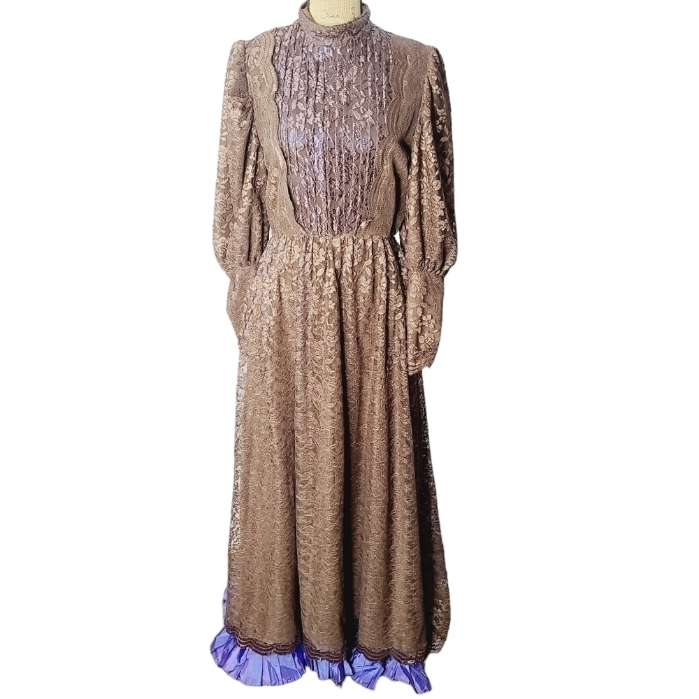 Vintage Victorian Brown Lace Dark Romantic Bunched Costume Dress